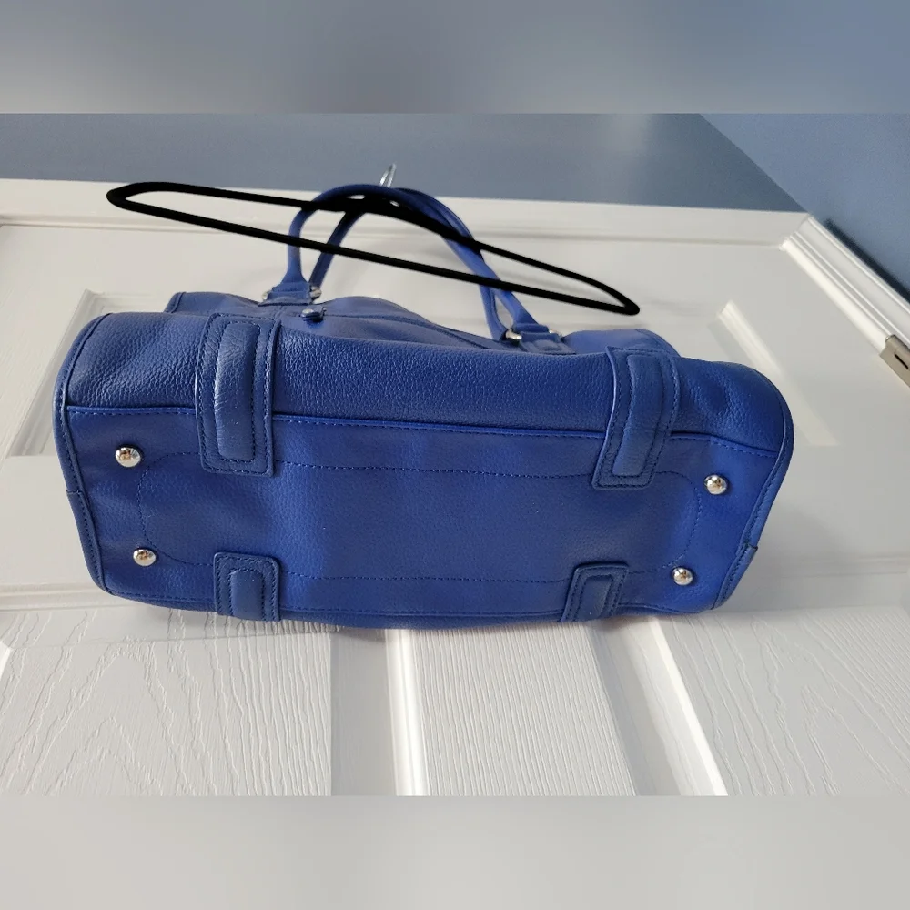 Tignanello handbag - Picture 9 of 11